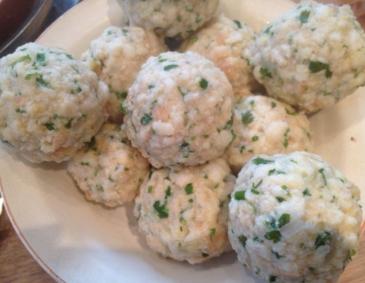 Semmelknödel Semmelknödel