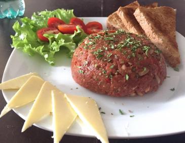 Beef Tatar a la Raphilina Beef Tatar a la Raphilina