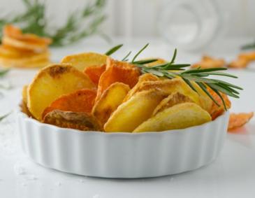 Erdäpfel- und Gemüsechips aus der Heißluftfritteuse