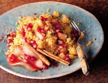 Birnen-Couscous mit Granatapfel Birnen-Couscous mit Granatapfel