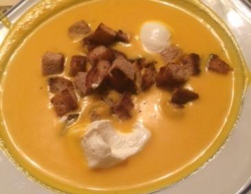 Kürbiscremesuppe Kürbiscremesuppe