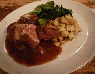 Entenbrust mit Trüffel Sauce und Trüffel Erdäpfel Entenbrust mit Trüffel Sauce und Trüffel Erdäpfel