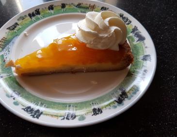 Marillenkuchen mit Rahm Marillenkuchen mit Rahm