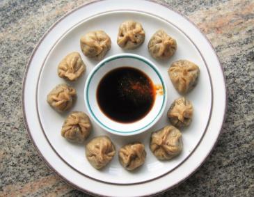 Dim Sum mit Pilz-Kichererbsenfülle Dim Sum mit Pilz-Kichererbsenfülle