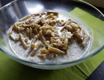 Bohnensalat mit Sauerrahm Bohnensalat mit Sauerrahm