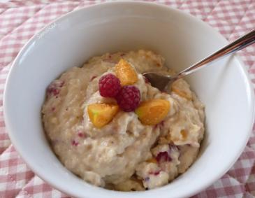 Frühstücksbrei mit Physalis Frühstücksbrei mit Physalis
