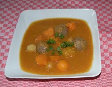 Karotten-Kürbis-Kartoffelsuppe Karotten-Kürbis-Kartoffelsuppe