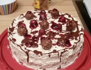 Ferrero-Rocher-Torte Ferrero-Rocher-Torte