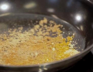 Selbstgemachtes Currypulver Selbstgemachtes Currypulver