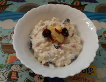 Müsli mit Apfel und Cranberries Müsli mit Apfel und Cranberries