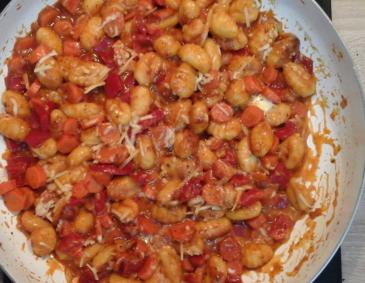 Gnocchi mit Paprika und Karotten Gnocchi mit Paprika und Karotten