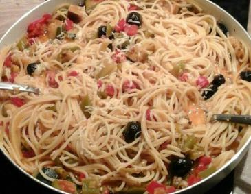 Spaghetti mit Paprika Spaghetti mit Paprika