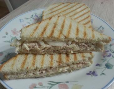 Thunfischtoast Thunfischtoast