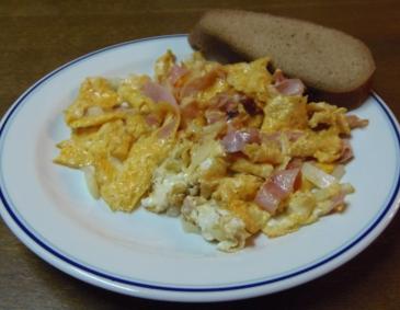 Eierspeis mit Schinken und Parmesan Eierspeis mit Schinken und Parmesan