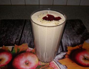 Apfel-Preiselbeer Shake Apfel-Preiselbeer Shake