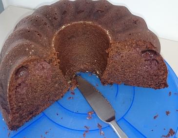 Schokolade-Kirsch-Gugelhupf Schokolade-Kirsch-Gugelhupf