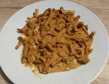 Eierschwammerlgulasch Eierschwammerlgulasch