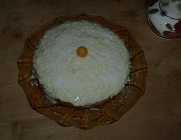 Mohntorte mit weißer Schokoglasur Mohntorte mit weißer Schokoglasur