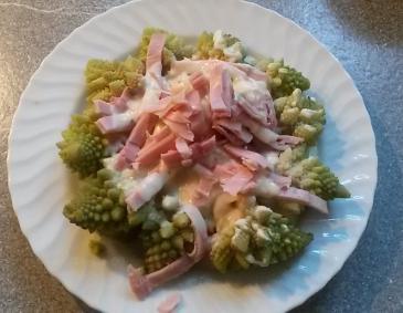 Romanesco mit Schinken-Käsesauce Romanesco mit Schinken-Käsesauce