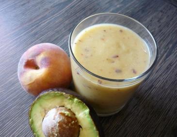 Pfirsich-Avocado-Smoothie Pfirsich-Avocado-Smoothie