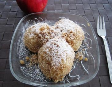 Süße Apfelknödel Süße Apfelknödel