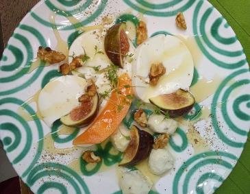 Ziegenkäse mit Feigen Ziegenkäse mit Feigen