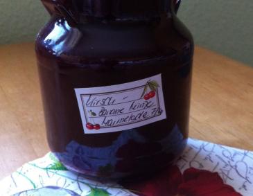 Kirsch-Bananen-Minz Marmelade Kirsch-Bananen-Minz Marmelade