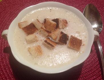 Knoblauchcremesuppe schnell und einfach Knoblauchcremesuppe schnell und einfach