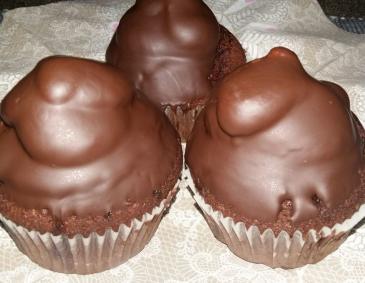 Schoko Muffins mit Überzug Schoko Muffins mit Überzug