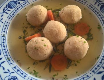 Bröselknödel Bröselknödel
