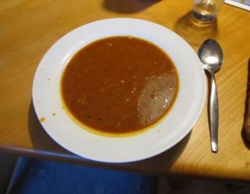 Scharfe Mitternachts-Gulaschsuppe Scharfe Mitternachts-Gulaschsuppe