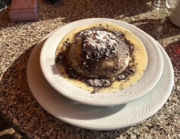 Germknödel mit Vanillesauce Germknödel mit Vanillesauce