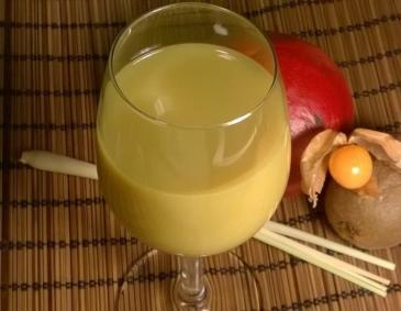 Kiwi-Mango-Smoothie Kiwi-Mango-Smoothie