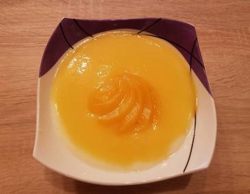 Creme mit Pfirsichspiegel Creme mit Pfirsichspiegel