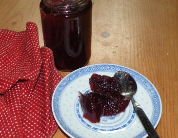 Brombeermarmelade mit Portwein Brombeermarmelade mit Portwein