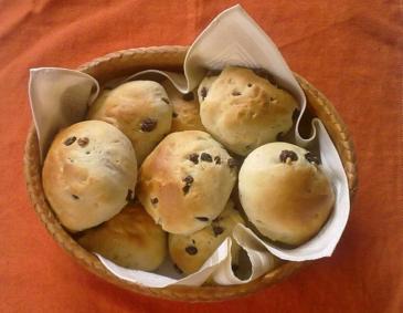 Rosinenbrötchen Rosinenbrötchen