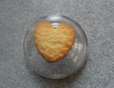 Mürbteigkekse mit feinem Dinkelmehl Mürbteigkekse mit feinem Dinkelmehl