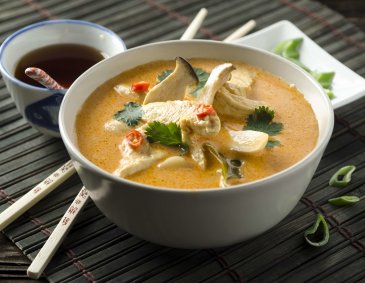 Tom Ka Gai Tom Ka Gai