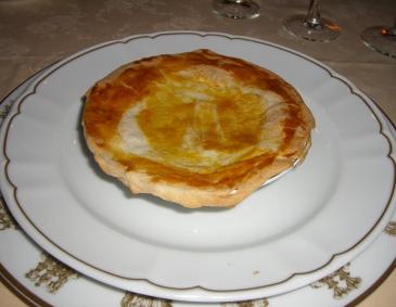 Sauerampfersuppe mit Haube Sauerampfersuppe mit Haube