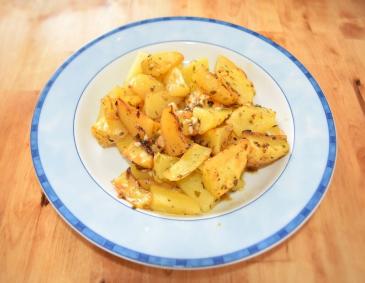 Patates me skorzo Patates me skorzo
