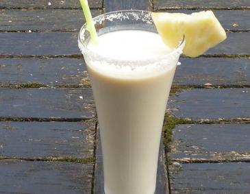 Kokos-Ananasdrink Kokos-Ananasdrink