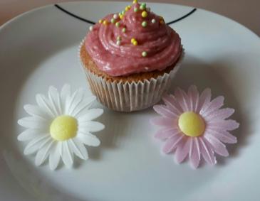 Cupcakes mit Himbeertopping Cupcakes mit Himbeertopping