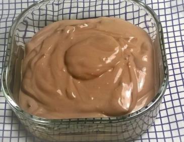 Nougatcreme mit Rum Nougatcreme mit Rum