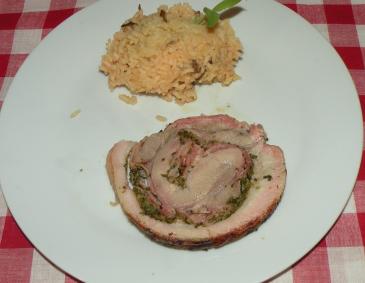 Saftig gefüllter Schweinebauch Saftig gefüllter Schweinebauch