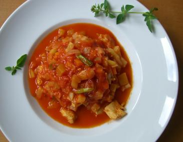 Gemüsegulasch mit Erdäpfeln Gemüsegulasch mit Erdäpfeln