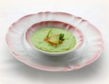 Sommerliche Avocado-Suppe Sommerliche Avocado-Suppe