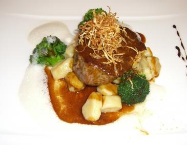 Steaks mit Weinsauce Steaks mit Weinsauce