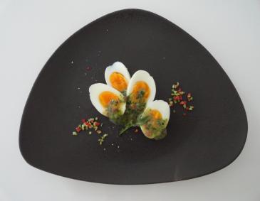 Eiersalat mit Rhabarber Eiersalat mit Rhabarber