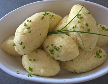 Grießnockerln Grießnockerln