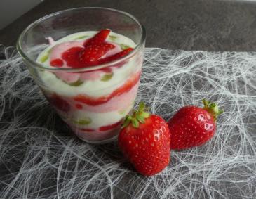 Erdbeer-Melonendessert Erdbeer-Melonendessert